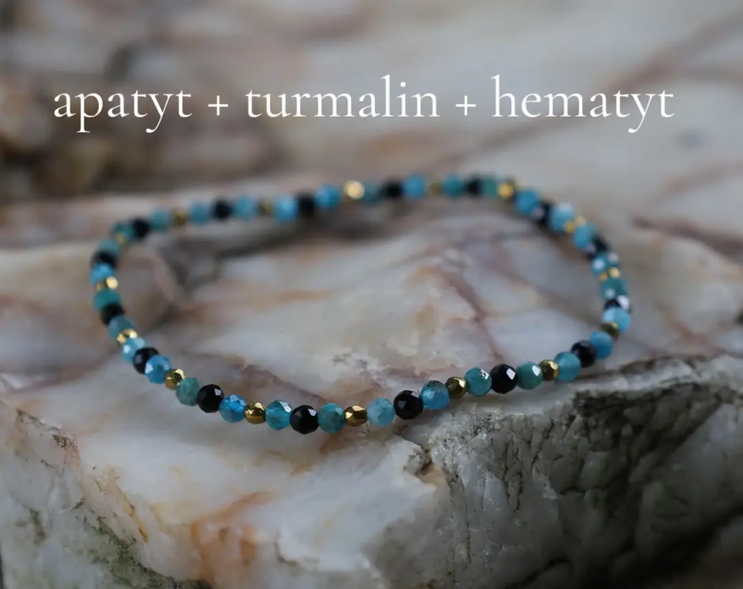 Apatyt, turmalin i hematyt